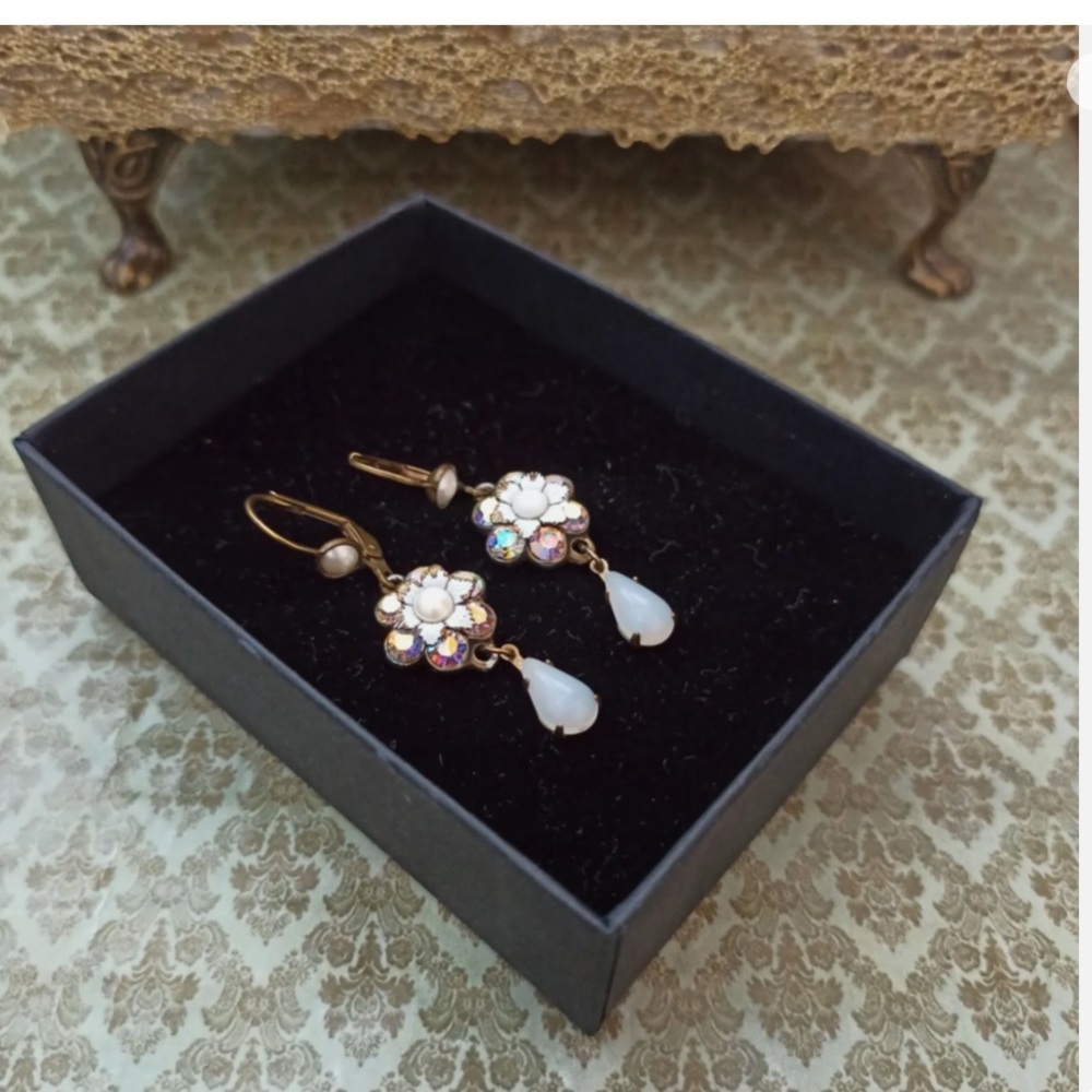 Michal Negrin Earrings Flower Teardrop & Swarovski Crystal - Picture 10 of 11